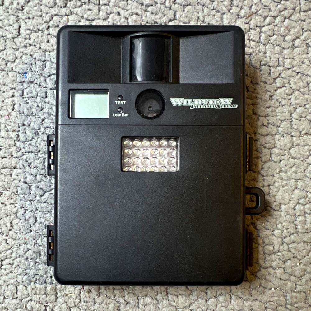 Wildview Infrared Xtreme Trail Camera SD Card Slot Battery Powered Black
